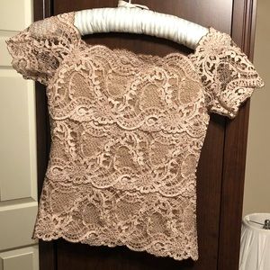 BOSTON PROPER Tan Lace Cap Sleeve top Sz Small EUC